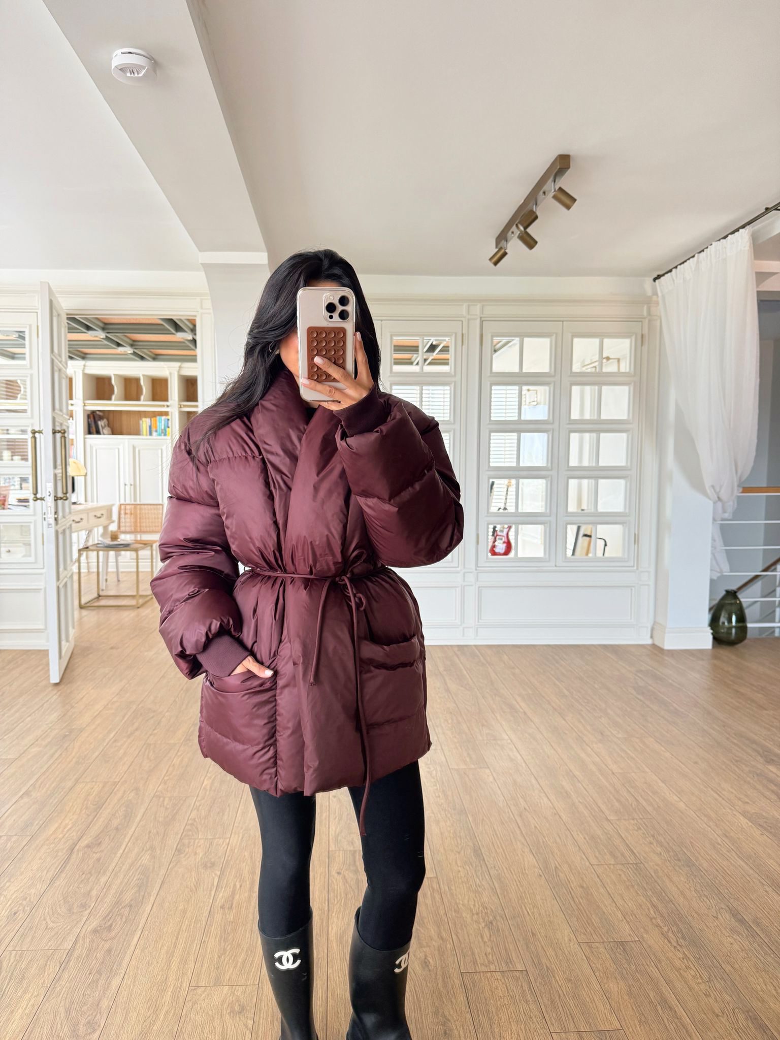 Çift Cepli İp Kuşak Detaylı Şişme Mont