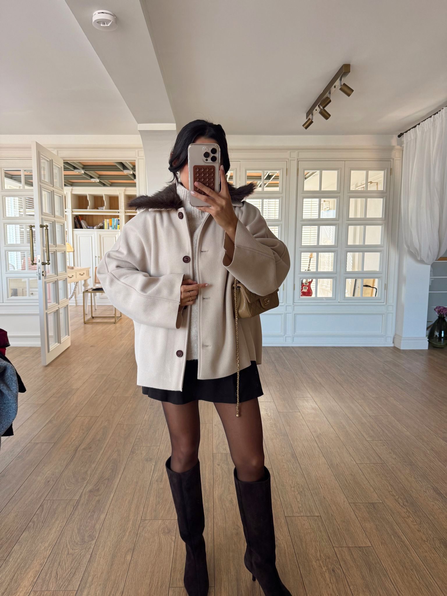 Galo Yakası Kürklü Bel Kesik Detaylı Panço - Bej, Standart