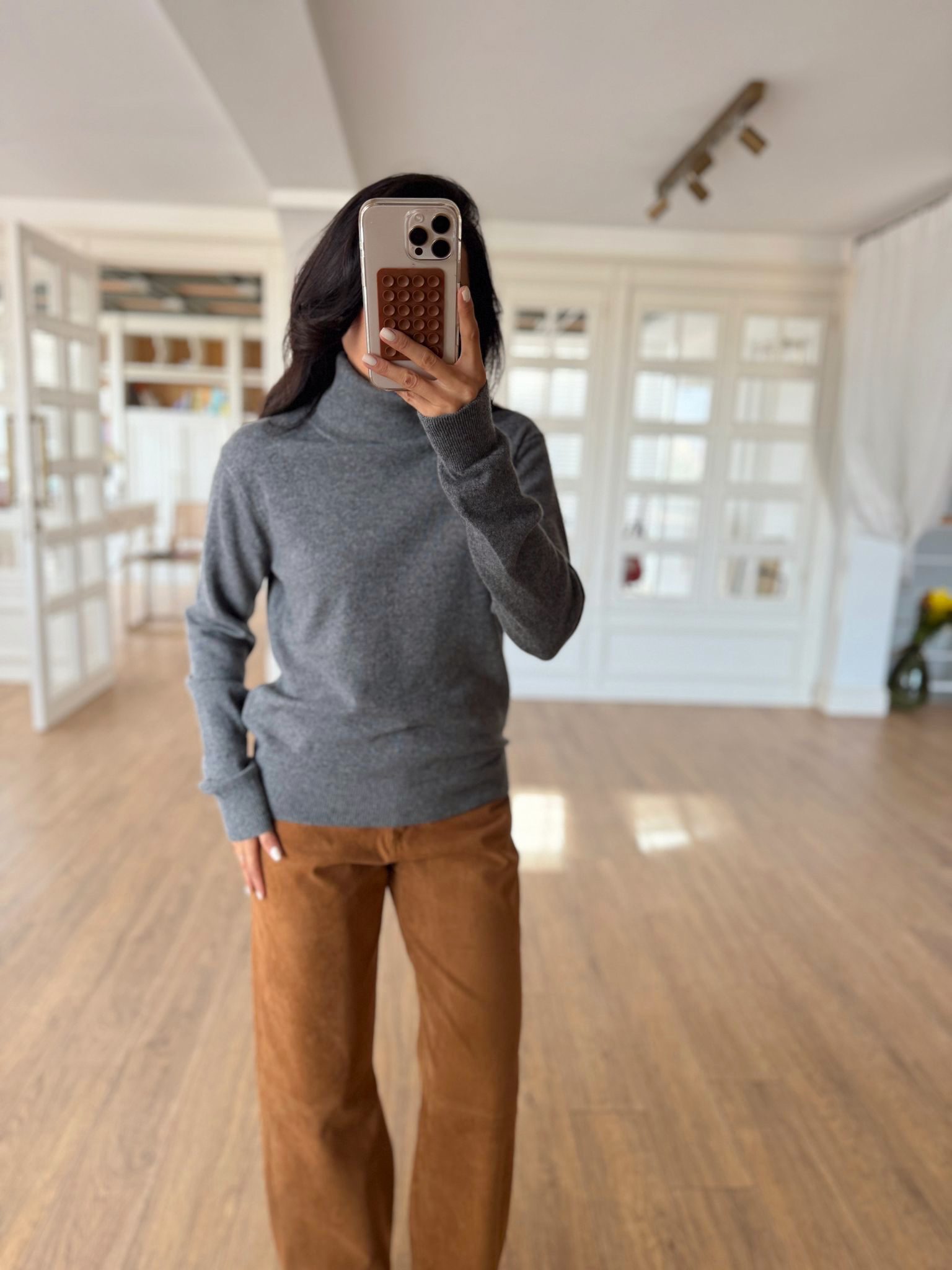 Estella Kaşmir Balıkçı Yaka Triko - Füme, Standart