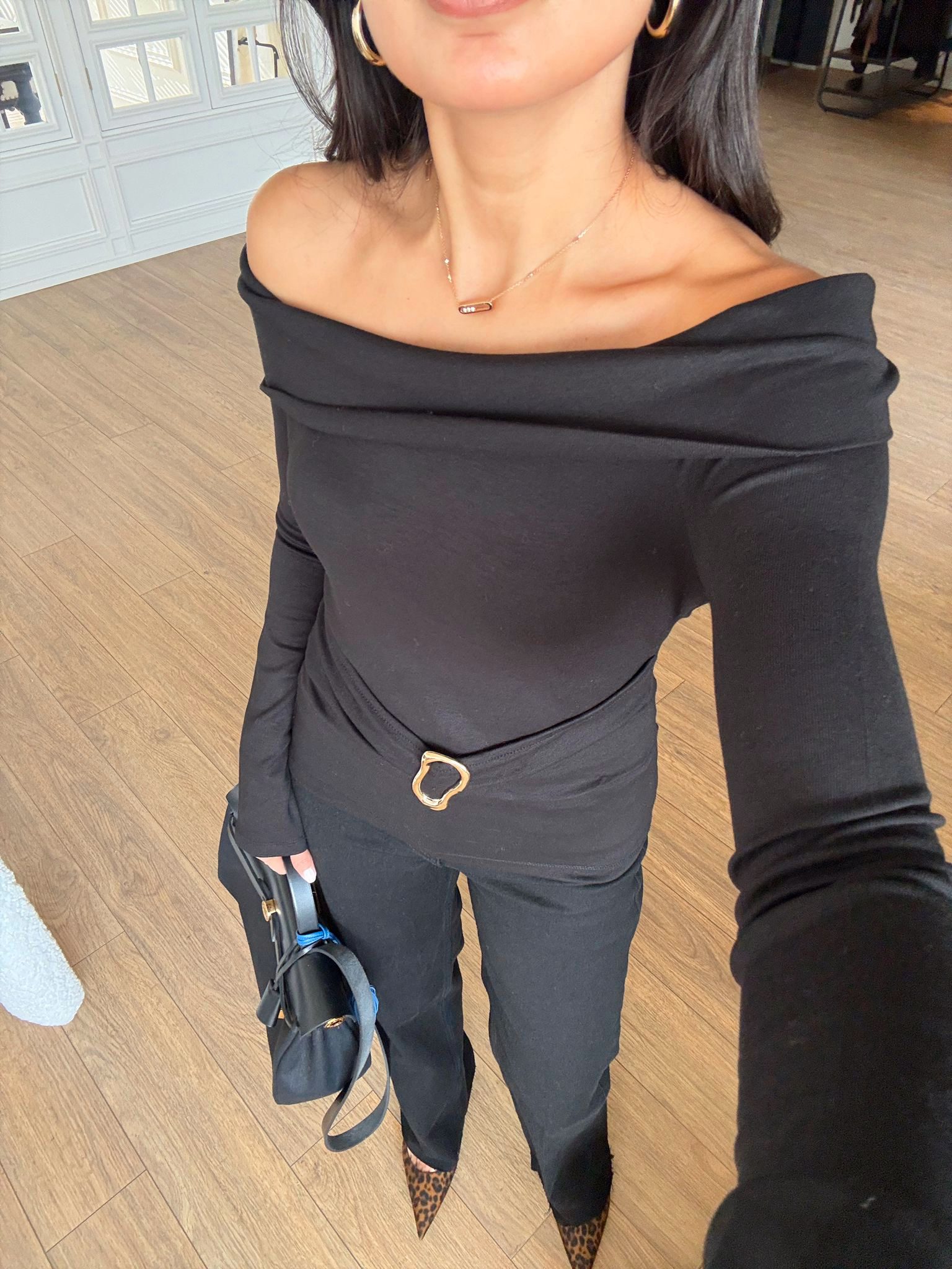 Bobs Bel Toka Aksesuarlı Kayık Yaka Bluz - Siyah, 36