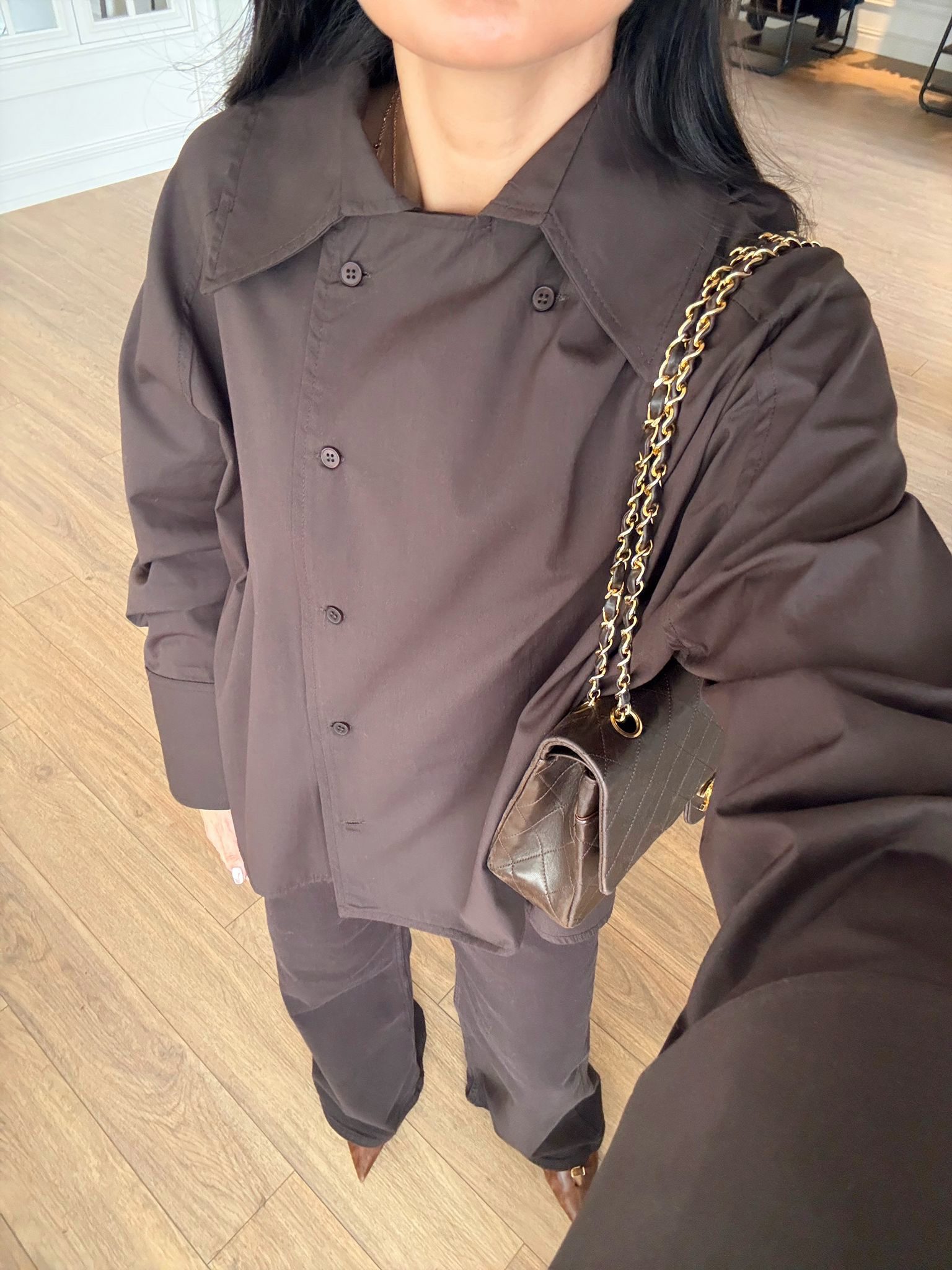 Orka Yan Düğme Detaylı Reglanlı Poplin Gömlek - Kahve, Standart