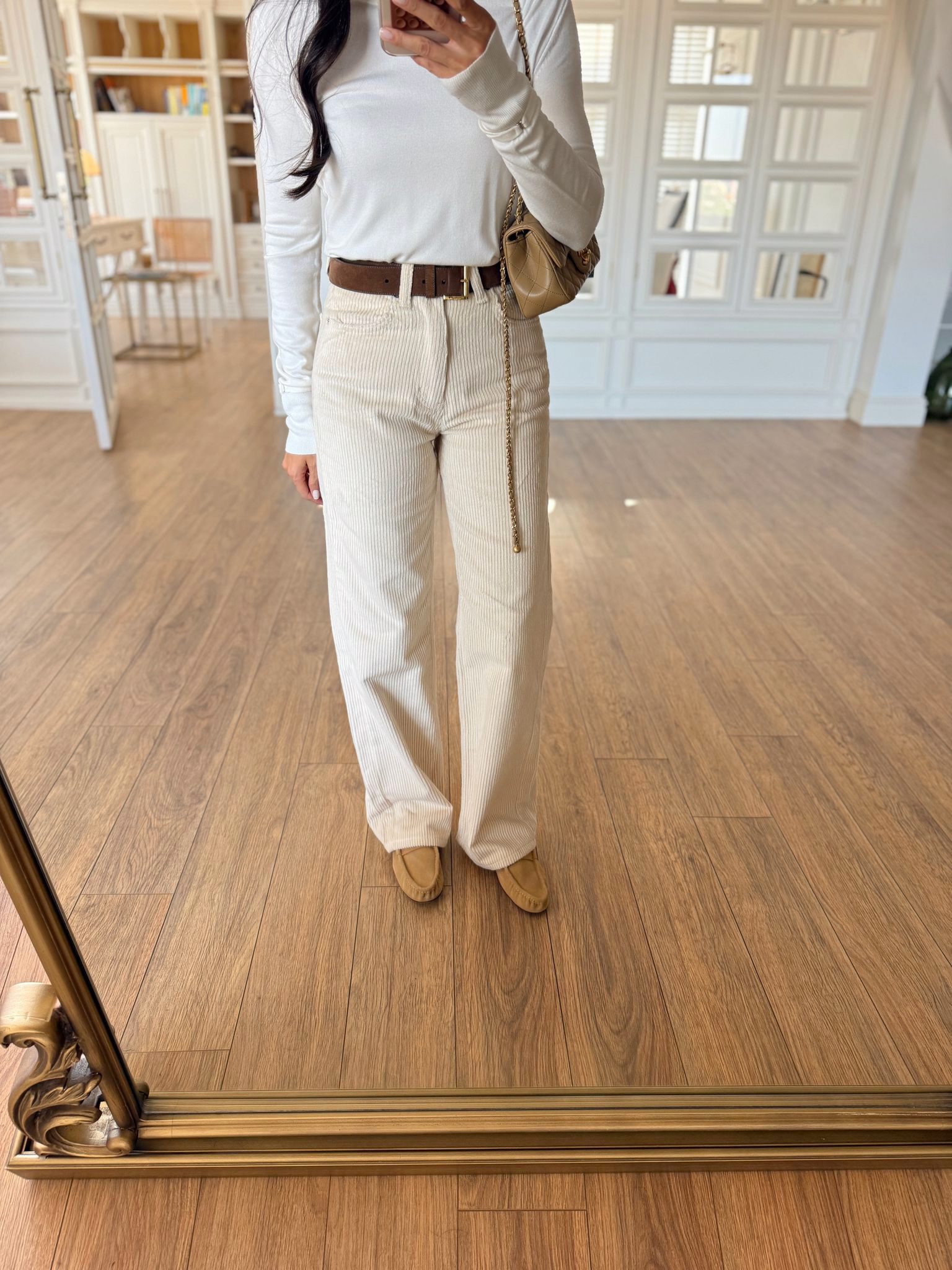 Orisbet ZR Gümüş Düğmeli Straight Kadife Pantolon - Krem, 34