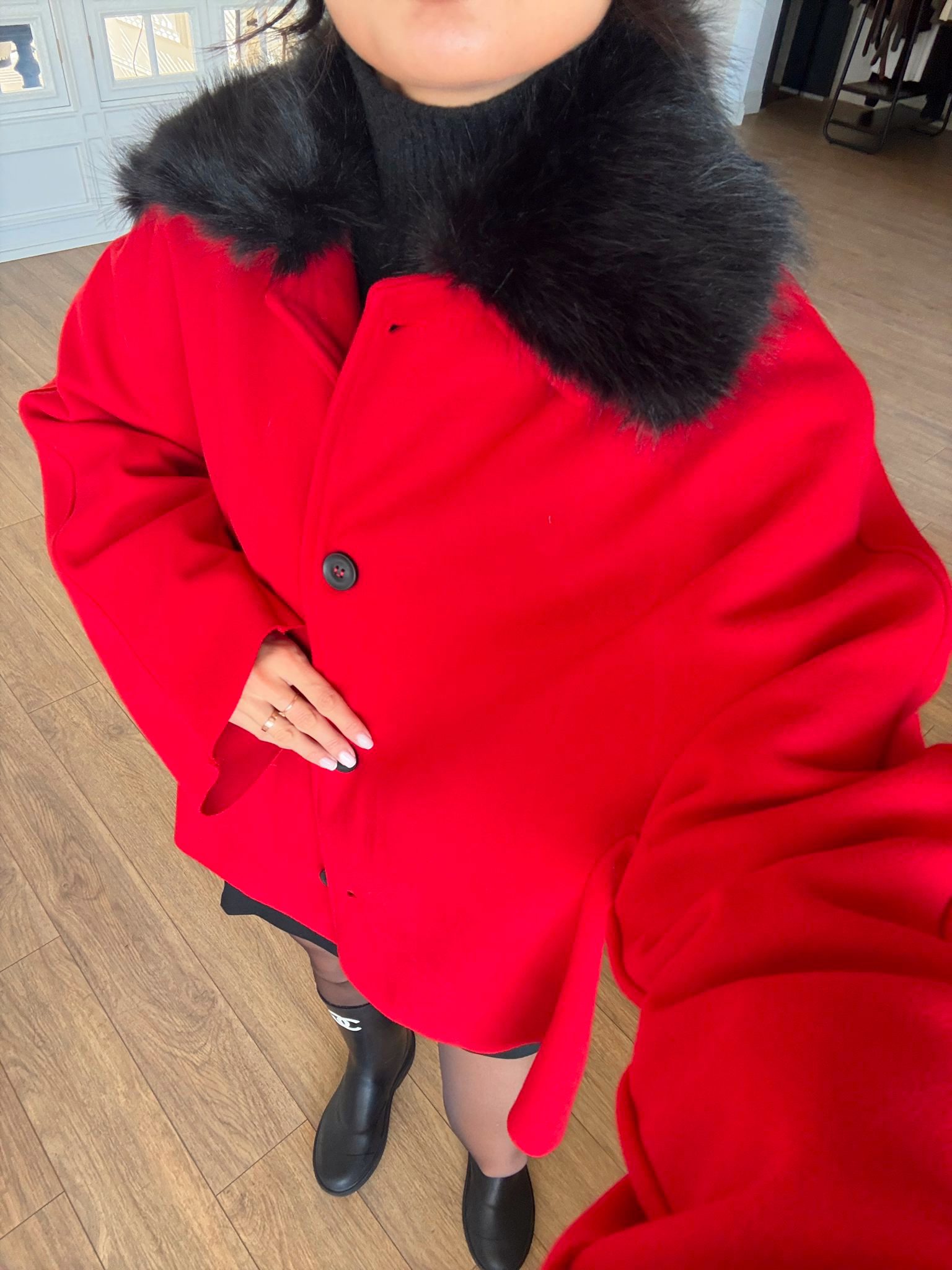 Galo Yakası Kürklü Bel Kesik Detaylı Panço - Kırmızı, Standart