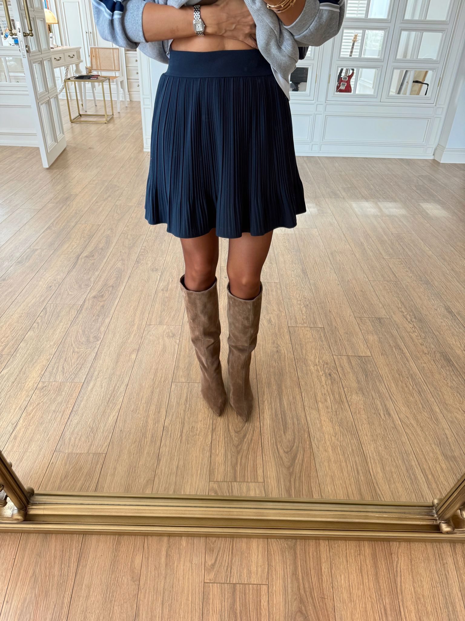 Emoly Astarlı Şortlu Piliseli Mini Etek