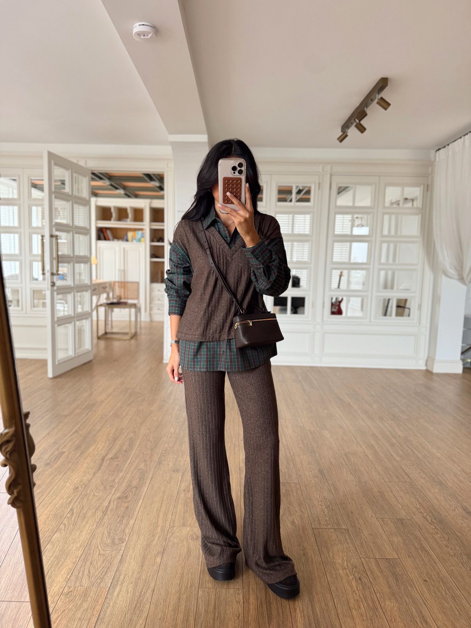 Sahra Oduncu Gömlek Detaylı Triko Takım