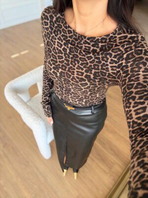 Ofifa Leopar Desenli Uzun Kollu Kayık Yaka Body