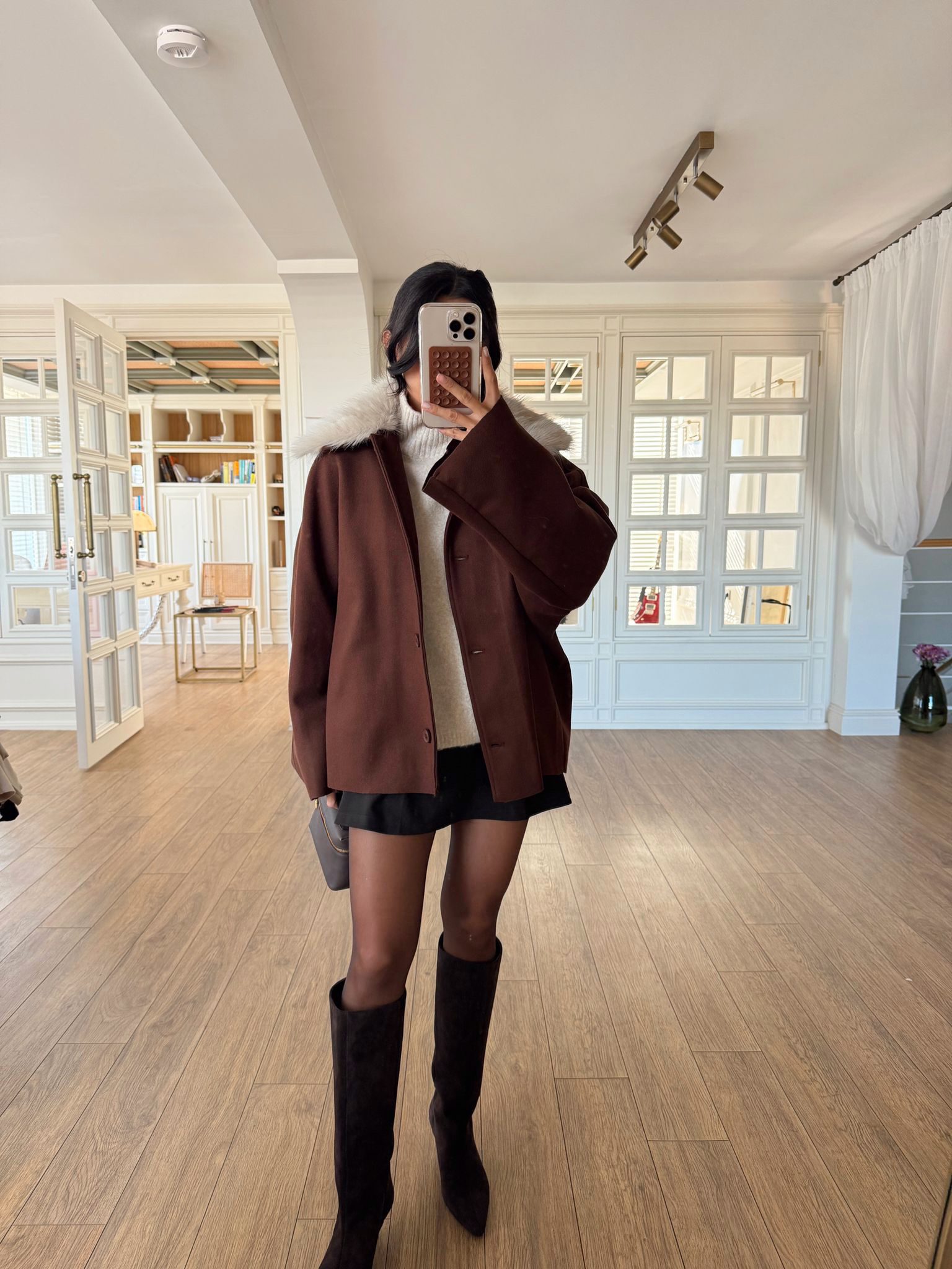 Galo Yakası Kürklü Bel Kesik Detaylı Panço - Kahve, Standart