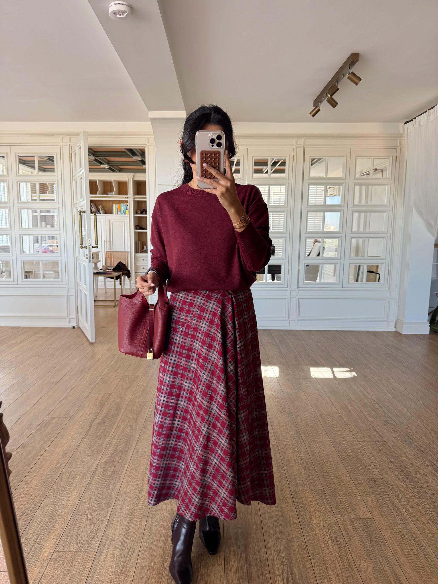 Sasha İnce Pile Detaylı Ekoseli Midi Boy Etek