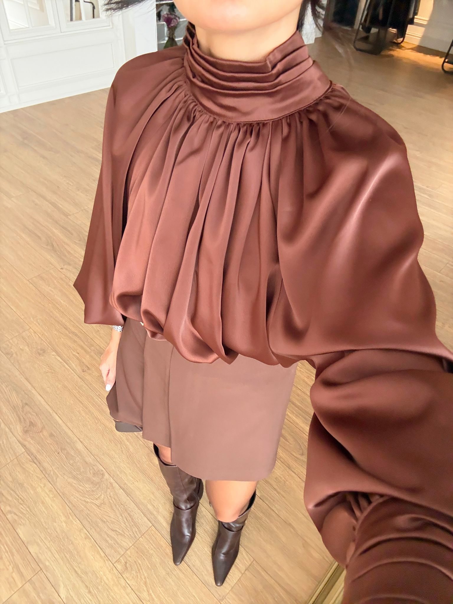 Turtle Boyun Kol Drape Detaylı Premium Saten Bluz